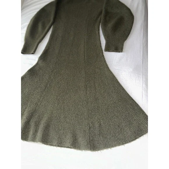 Green Long Sleeve Maxi Sweater Dress In Women’s Medium - Picture 10 of 16